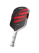 Raquette de pickleball haute puissance Selkirk Boomstik sur fond neutre