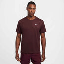 Nike Miler avec technologie Dri-FIT et protection UV – vue de face