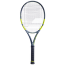 Raquette de tennis Babolat Pure Aero vue de profil avec cadre aérodynamique Aeromodular4 et plan de cordage optimisé FSI Spin, conçue pour générer un topspin puissant et une frappe agressive.