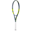 Raquette de tennis Babbolat Pure Aero Lite vue de profil avec cadre aérodynamique Aeromodular4 et plan de cordage 16x19 conçu pour générer un topspin puissant avec une grande maniabilité.