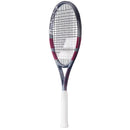 Raquette Babolat Evo Aero Lite Pink Gen2 cordée avec design rose et technologie anti-vibrations pour confort et spin facile