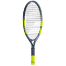 Raquette de tennis Babolat Carlitos Junior 19 cordée avec cadre aluminium léger et plan de cordage 14x14, conçue pour jeunes enfants débutant le tennis.