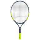 Raquette de tennis Babolat Carlitos Junior 21 cordée avec cadre aluminium léger et plan de cordage 14x15, conçue pour enfants débutant le tennis.