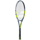 Raquette de tennis Babolat Carlitos Junior 26 cordée avec cadre aluminium léger et tamis 100 po², conçue pour enfants de 9 à 11 ans débutant le tennis.