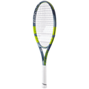 Raquette de tennis Babolat Pure Aero Junior 25 cordée avec cadre aérodynamique et plan de cordage ouvert 16x17, conçue pour jeunes joueurs recherchant spin et contrôle.