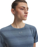 T-shirt de course Under Armour UA Velociti pour femme en tissu jacquard léger avec technologie 4-Way Stretch et séchage rapide