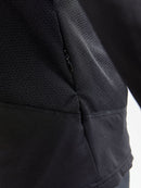 T-shirt à manches longues Craft ADV Essence LS Tee noir pour homme en polyester recyclé avec panneaux en filet respirants