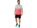 Short de course Asics ROAD 7 po pour homme avec technologie ACTIBREEZE™, tissu extensible à séchage rapide, poche zippée pour téléphone et détails réfléchissants pour les entraînements et les longues sorties.