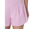 Short de course Asics ROAD 3.5 po pour femme avec tissu à séchage rapide, trois poches intégrées à la ceinture, boucle de rangement et détails réfléchissants pour la course sur route et l'entraînement.