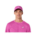 Casquette ASICS Performance pour tennis et padel avec zones perforées respirantes, fermeture ajustable et logo ASICS en silicone