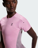 T-shirt On Performance-T Sakura Dewberry léger et respirant avec technologie DryTec pour course à pied