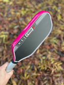 Protecteur de contour Vinyl Styles Edge Guard High Gloss Pank pour raquette de pickleball.