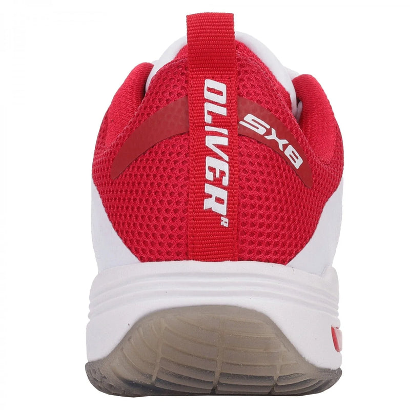 Chaussure Oliver SX-8 pour squash – semelle non marquante, design léger et stable, idéale pour les mouvements rapides sur surface intérieure.