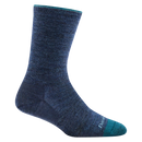 Chaussettes Darn Tough Solid Basic en laine mérinos ultra douce. Confort, chaleur et polyvalence avec maille haute densité. Idéales pour le quotidien et les activités actives.