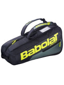 Sac de tennis junior Babolat RH Carlitos avec compartiment pour trois raquettes, séparateur intérieur et bretelles ergonomiques, conçu pour adolescents pratiquant le tennis.