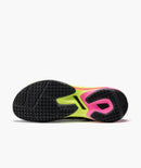 Chaussures de badminton Yonex Subaxia GT légères avec amorti réactif, soutien au talon et semelle intérieure antidérapante pour jeu rapide sur terrain intérieur.