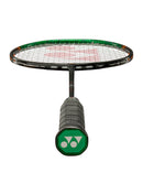 Raquette Yonex Astrox 99 Pro noir/vert – cadre HM Graphite + Namd, +10 mm, grip 3U ou 4U, pour smashs explosifs et jeu offensif.
