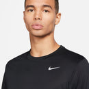 Haut Nike Dri-FIT Legend manches longues pour homme en tissu doux respirant avec coupe décontractée