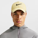 Casquette Nike Dri-FIT Club Swoosh structurée avec fermeture ajustable et tissu respirant anti-transpirant