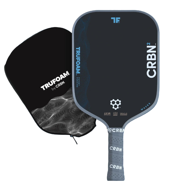 Raquette de pickleball CRBN² TruFoam Waves Square – surface carbone T700, forme carrée, cœur mousse TruFoam, puissance et spin élevé.