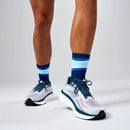 Bas Feetures Elite Light Cushion Mini Crew avec amorti léger et compression ciblée pour la course et le trail