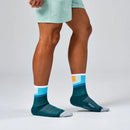 Bas Feetures Elite Light Cushion Mini Crew avec amorti léger et compression ciblée pour la course et le trail
