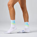 Bas Feetures Elite Light Cushion Mini Crew avec amorti léger et compression ciblée pour la course et le trail
