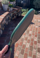 Protecteur de contour Vinyl Styles Edge Guard Ruby Mamba green pour raquette de pickleball.