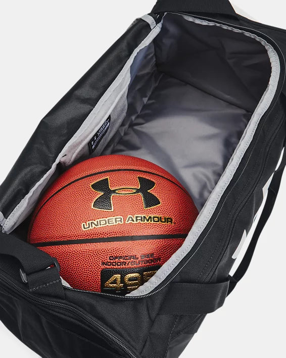 Under Armour Undeniable 5.0 SM