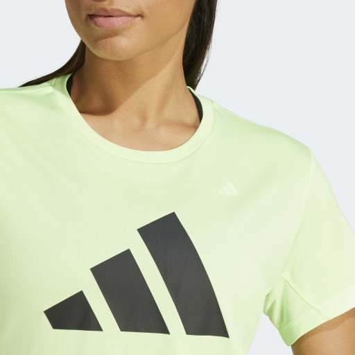 Adidas Run It Tee coloré avec logo Performance Adidas