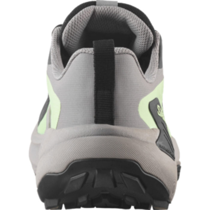 Chaussure de trail Salomon Genesis GTX sur sentier rocheux