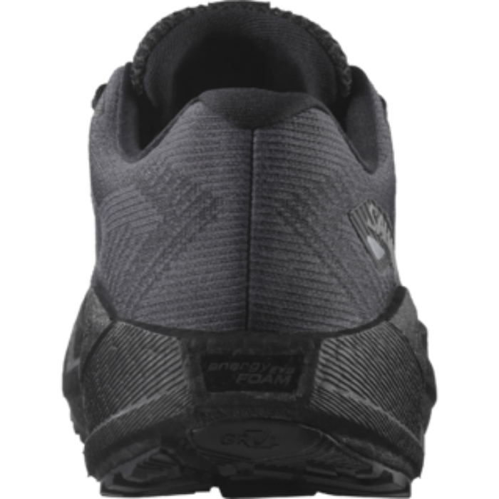 Chaussure Salomon AERO BLAZE 3 GRVL vue de profil sur terrain mixte