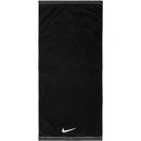 Serviette de sport Nike Fundamental Medium noire douce et absorbante pour le tennis, le pickleball et l'entraînement