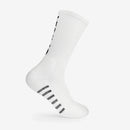 Chaussettes Thorlo Light Cushion Crew Pickleball blanches avec rembourrage ciblé, fibres THOR•WICK, soutien de la voûte plantaire et logo Thorlo au mollet.