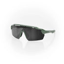 Lunettes de soleil sport SPEK STRYVE II Olive avec lentille enveloppante et technologie SPEKTRA+™.