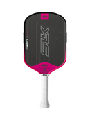 Raquette de pickleball Selkirk SLK Geo Elongated en fibre de carbone brute T700 avec surface texturée Raw Spin Technology pour plus d'effets et de contrôle.