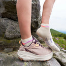 Bas Feetures Trail Max Cushion Quarter avec amorti maximal pour randonnée et course en sentier