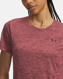 T-shirt Under Armour UA Tech™ Torsadé pour homme avec tissu respirant à séchage rapide, technologie anti-odeurs et effet torsadé pour l'entraînement et les activités sportives.