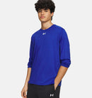 Chandail Under Armour Tech Vent Team à manches longues pour homme avec tissu respirant et panneau mesh au dos.