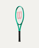Raquette de tennis junior Wilson Blade 26 V10 verte pour joueurs de 10 à 12 ans avec plan de cordage 16x19 et contrôle amélioré