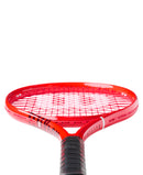 Raquette de tennis Wilson Defyer 100 V1 conçue pour offrir puissance, tolérance, contrôle et effets