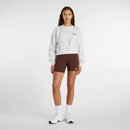 Short New Balance Harmony High Rise 6 pouces pour femme avec coupe ajustée et taille haute.