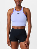 Camisole courte New Balance Fast Days Fitted Crop Tank pour femme avec dos nageur et ouverture au dos.
