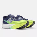 Chaussure de course New Balance FuelCell SuperComp Elite v5 avec mousse PEBA FuelCell, plaque de carbone et technologie Energy Arc pour la compétition sur route.
