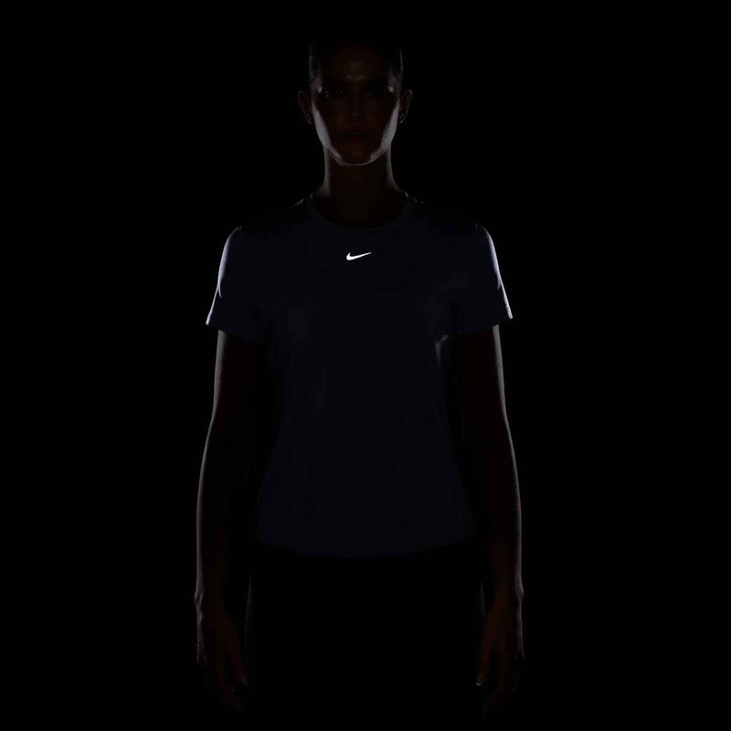 Nike T-shirt One Classic (femme)