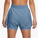 Short Nike Dri-FIT One 2-en-1 femme avec taille haute, short intérieur et tissu respirant pour entraînement et usage quotidien