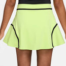Jupe de tennis femme NikeCourt Advantage avec short intégré et poches latérales, conçue avec technologie Dri-FIT pour rester au sec pendant le jeu.