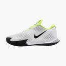 Chaussures de tennis NikeCourt Air Zoom Vapor Cage 4 offrant stabilité, durabilité et amorti Zoom Air pour terrain dur