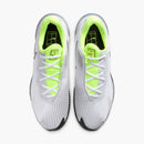 Chaussures de tennis NikeCourt Air Zoom Vapor Cage 4 offrant stabilité, durabilité et amorti Zoom Air pour terrain dur