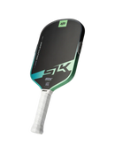 Raquette pickleball SLK Dauntless elongated avec surface carbone T700 et spin élevé pour jeu polyvalent